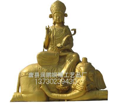 铜雕像
